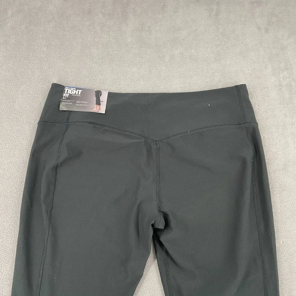 Nike Dri‎ Fit Crop Leggings Womens 2XL Black Stretch Moisture Wicking Tight Fit